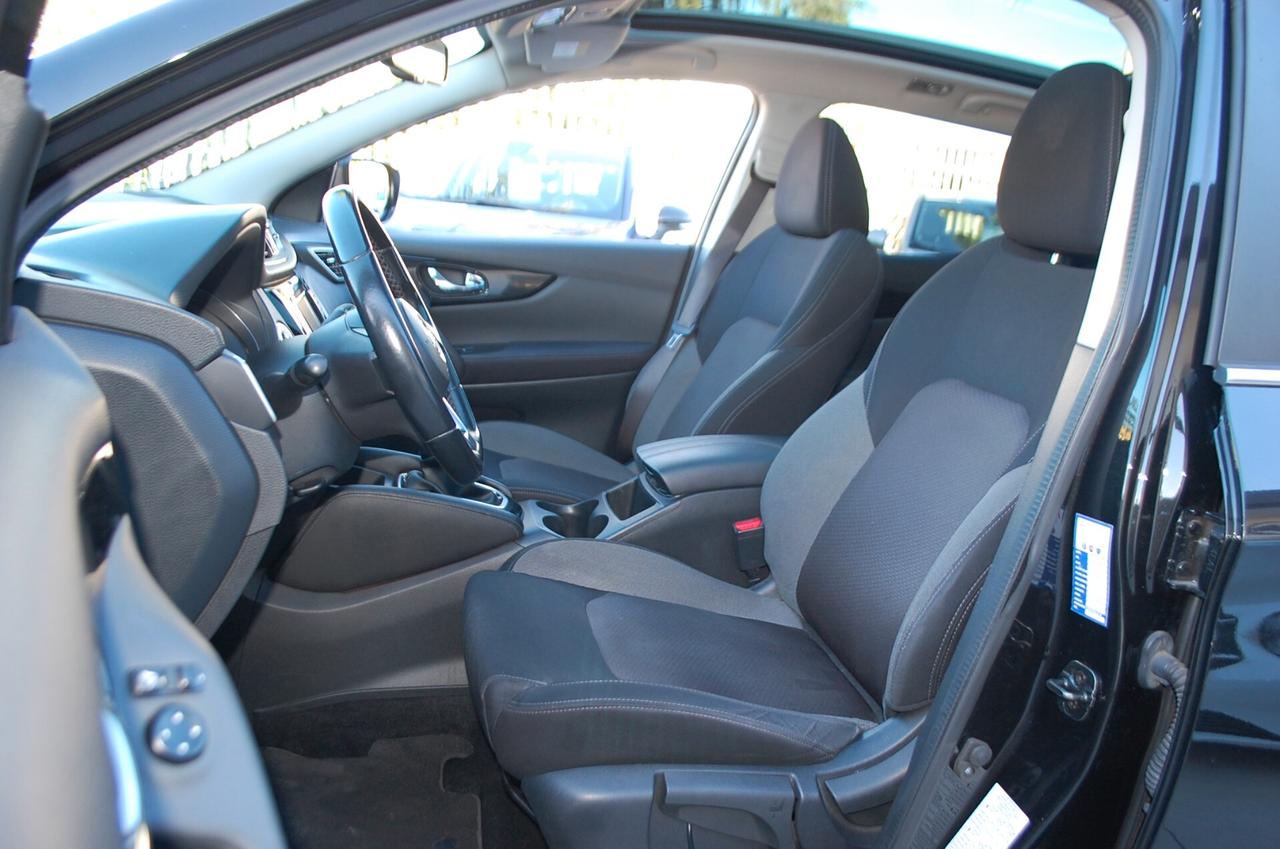 Nissan Qashqai 1.5 dci N-Connecta 115CV dct Uff Italy Navi Tetto