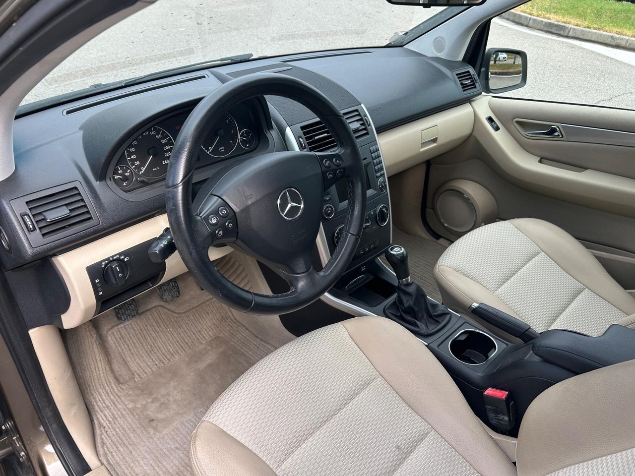 Mercedes-benz A 150 A 150 BlueEFFICIENCY Avantgarde*Neo patentati *