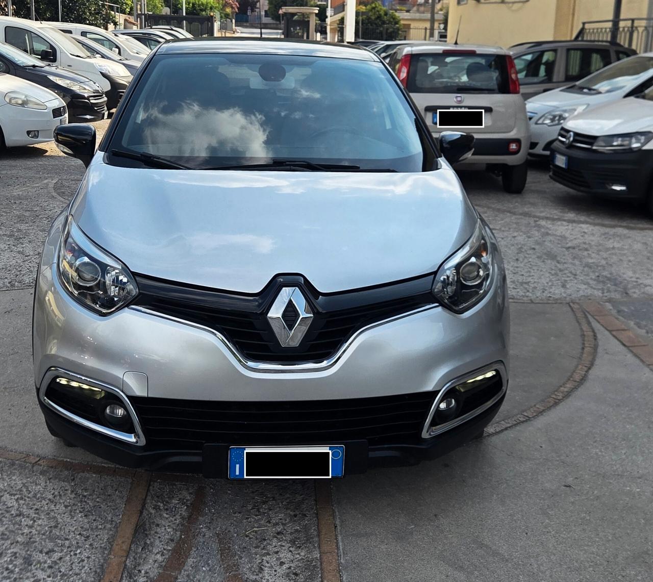 Renault Captur dCi FULL NAVI CERCHI 17" RETROCAMERA GARANZIA