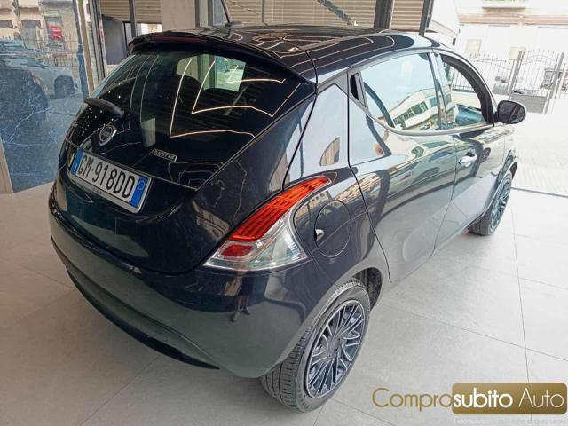 LANCIA Ypsilon 1.0 FireFly 5 porte S&S Hybrid Gold Plus