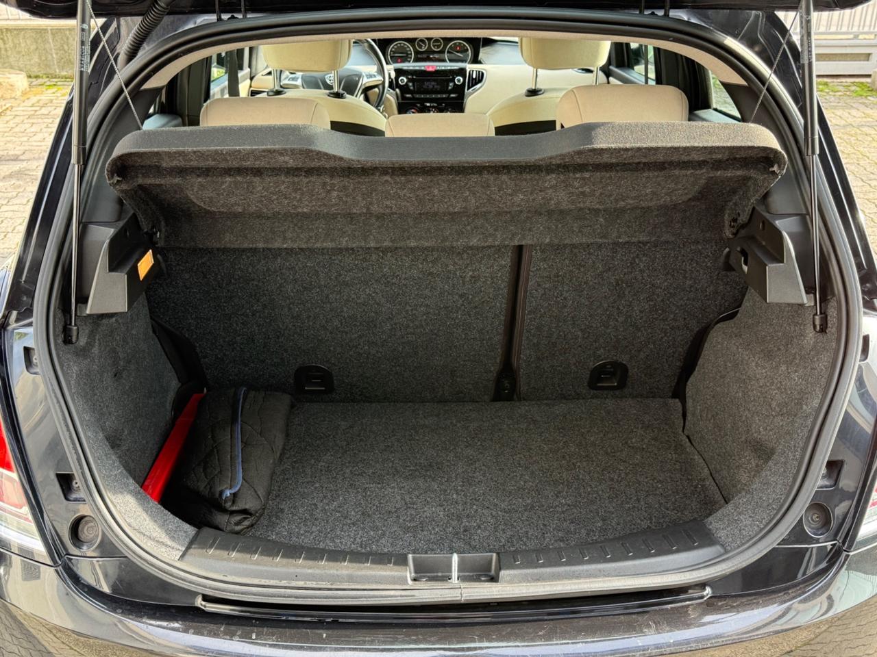 Lancia Ypsilon 1.2 69 CV 5 porte GPL Ecochic Gold