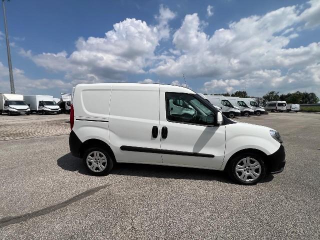 Fiat DOBLO 1.6 MJT 105CV CH1