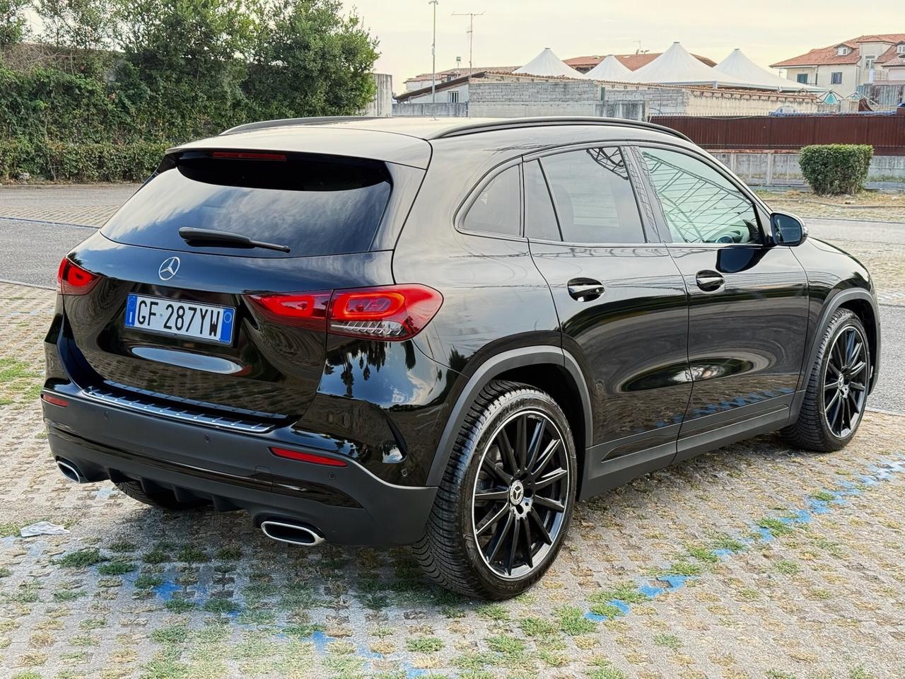 MERCEDES GLA 2.0 116cv AMG Line & Night Package