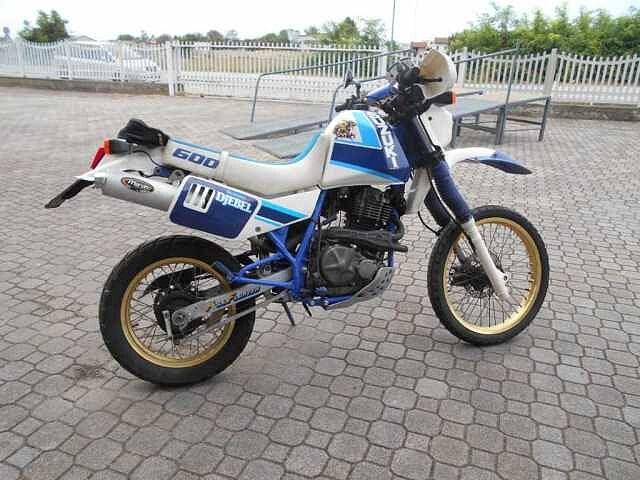 Suzuki DR 600