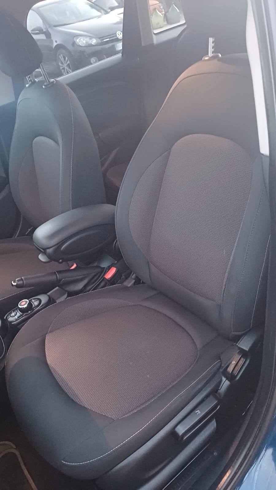 Mini COOPER D 1.5 2017 FULL OPTIONAL SOLO 49MILA KM LED F56