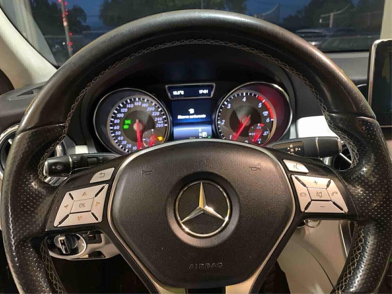 Mercedes-benz GLA 200 CDI