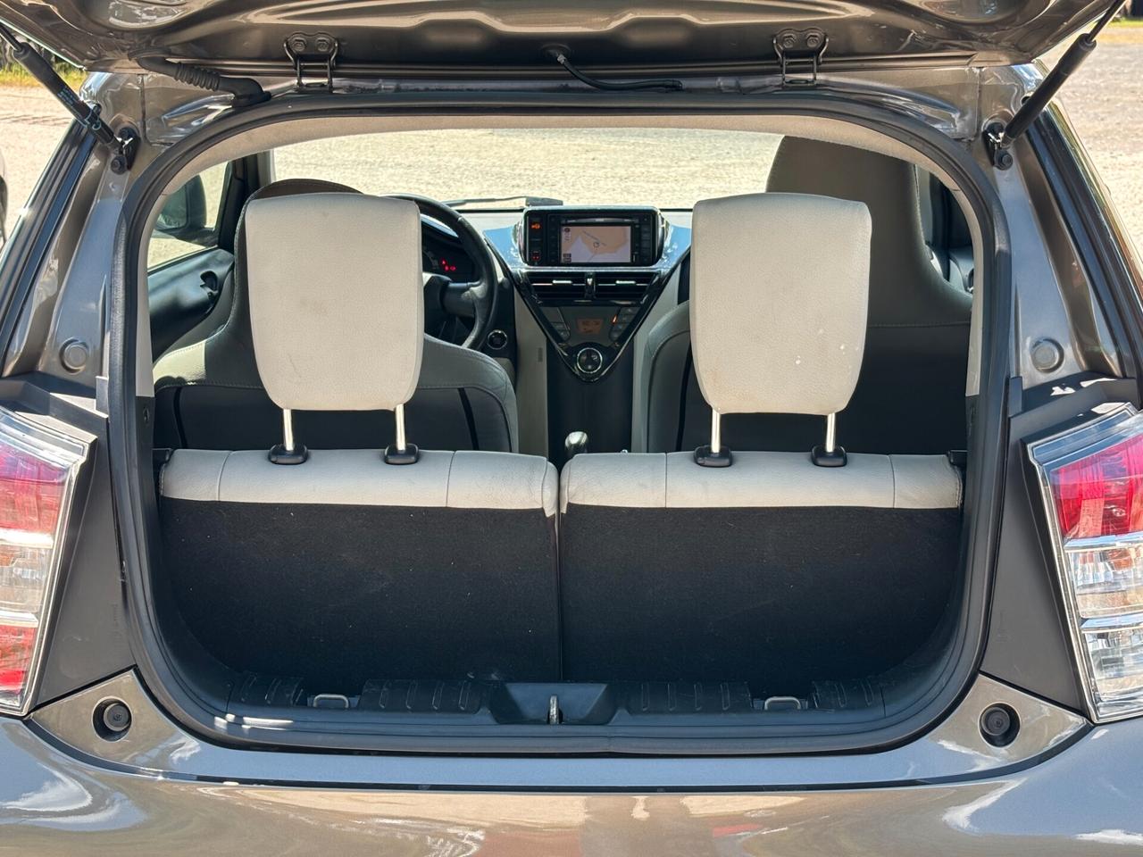 Toyota iQ 1.0 CVT Lounge