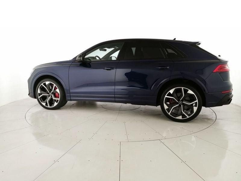 Audi Q8 RS TFSI V8 quattro tiptronic