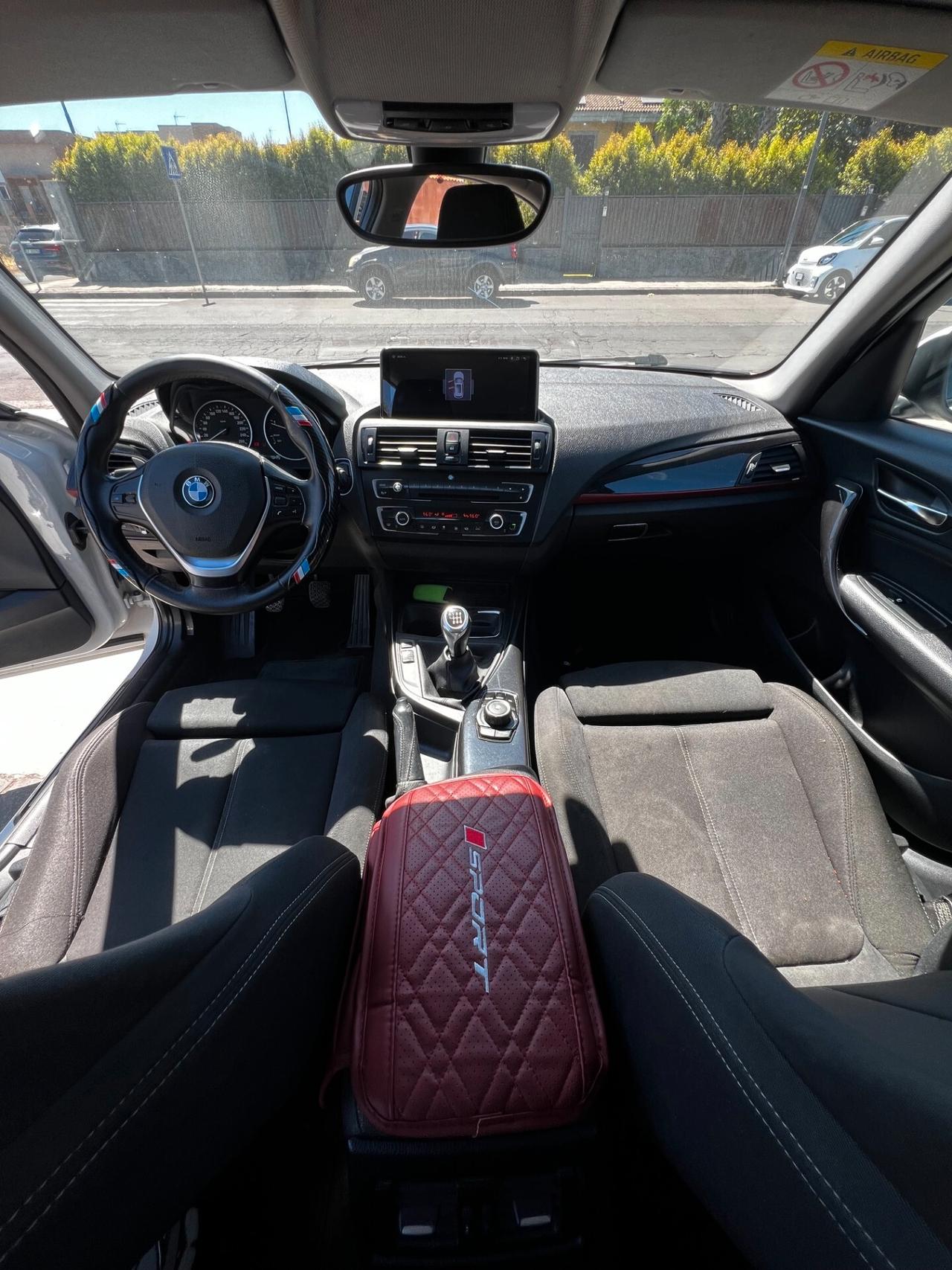 Bmw 114 114d 5p. Unique
