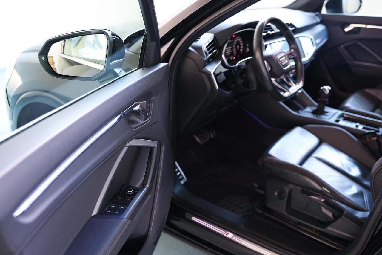Audi Q3 2.0 TDI 150 CV S line Edition