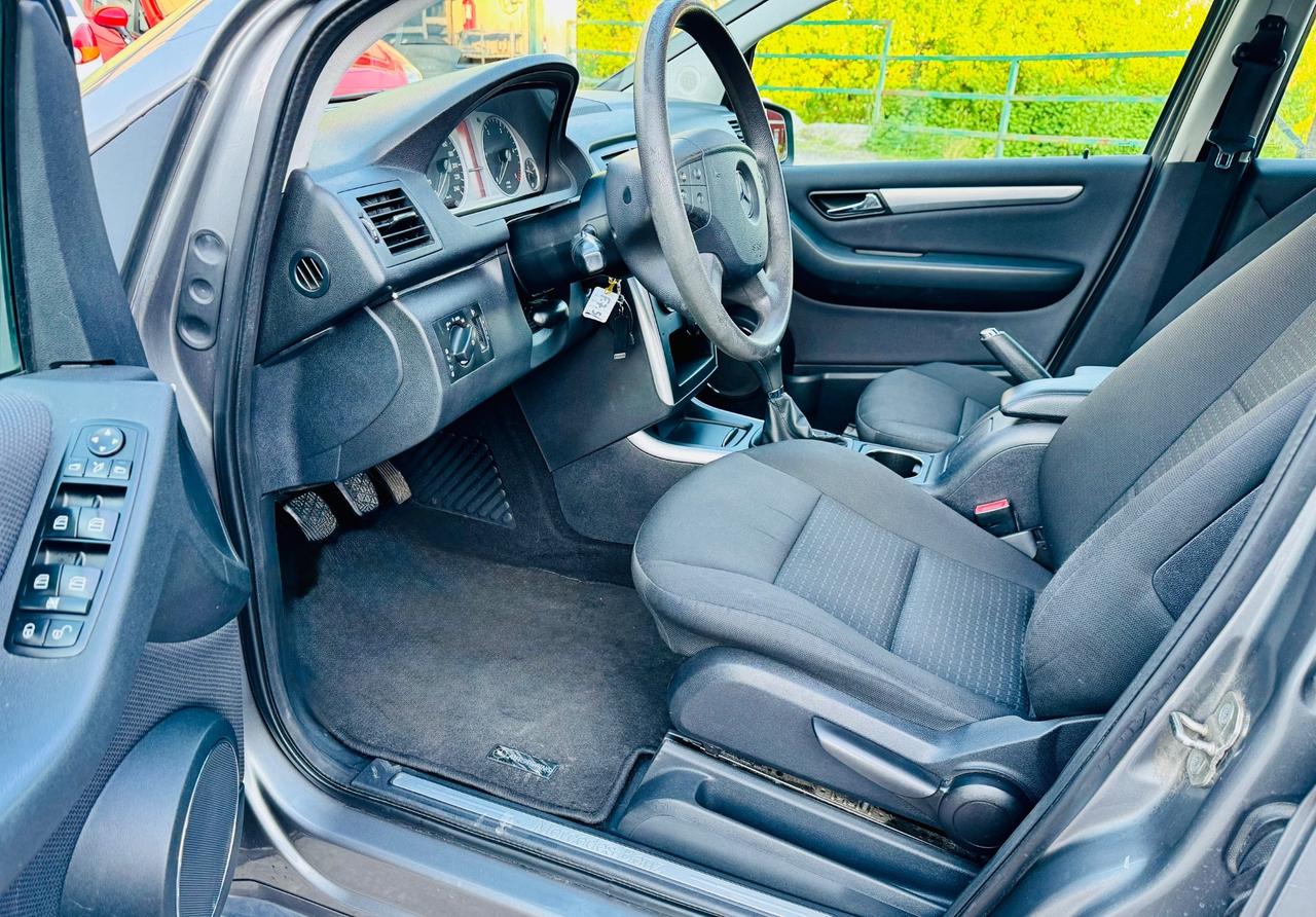 Mercedes-benz B 200 B 180 CDI Premium ok Neopatentati