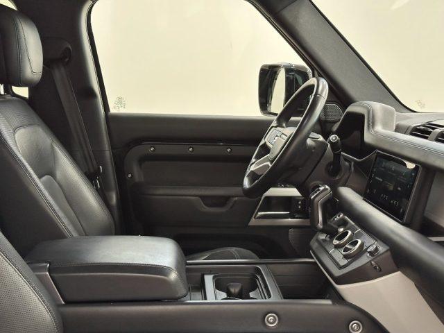 LAND ROVER Defender 110 3.0D I6 200 CV AWD Auto X-Dynamic SE AUTOCARRO