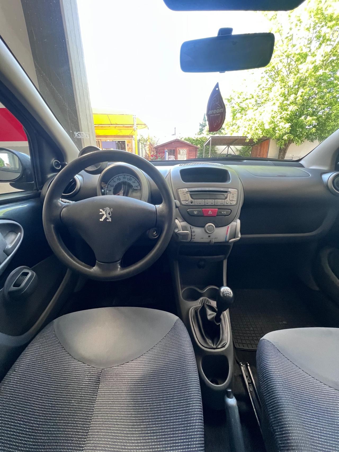 Peugeot 107 1.0 Benzina/ Neopatentati