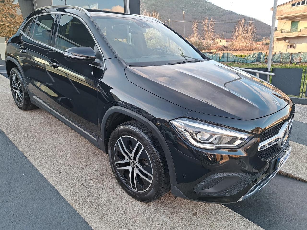 MERCEDES GLA 180 D 116 CV SPORT AUTO PLUS