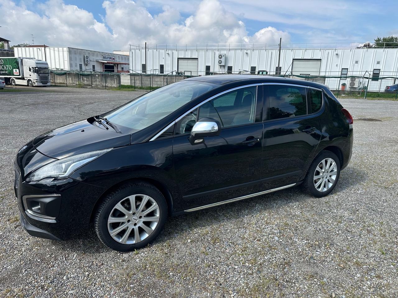 Peugeot 3008 2.0 HDi 150CV Allure