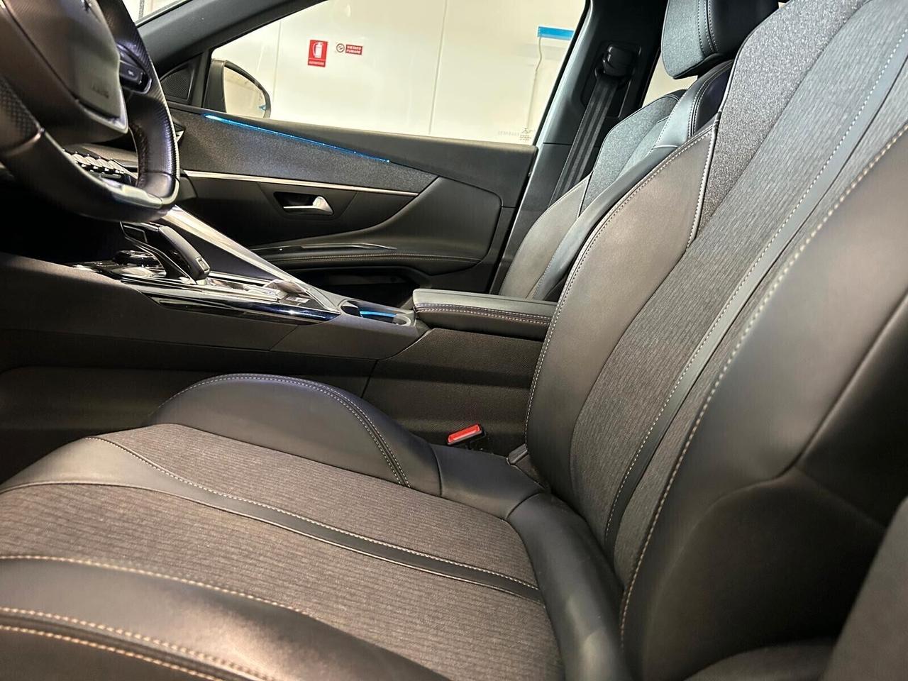 Peugeot 5008 GT LINE BlueHDi 130 EAT8 SPOTICAR