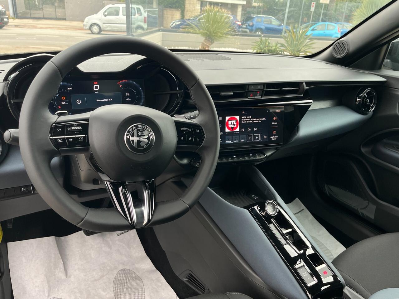 Alfa Romeo Junior 1.2 136 CV Hybrid eDCT6 Automatic