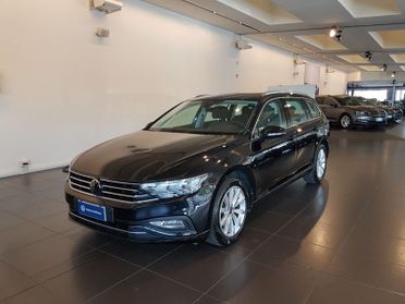 Volkswagen Passat VIII 2019 Variant Variant 2.0 tdi Business 150cv dsg