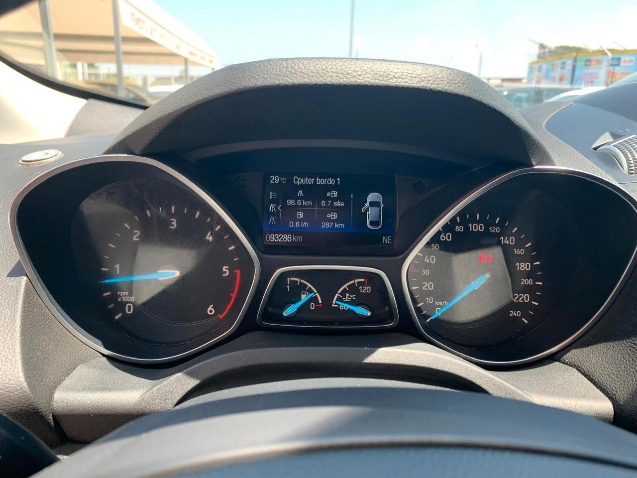 Ford Kuga 2.0 TDCI 150 CV S&S 4WD Titanium
