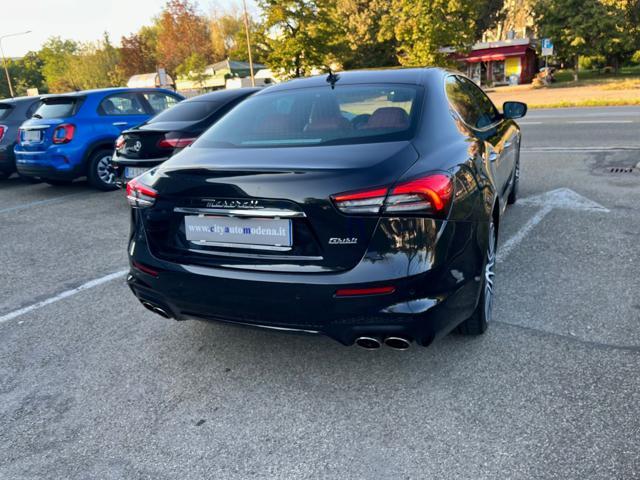 MASERATI Ghibli 330 CV MHEV Gransport