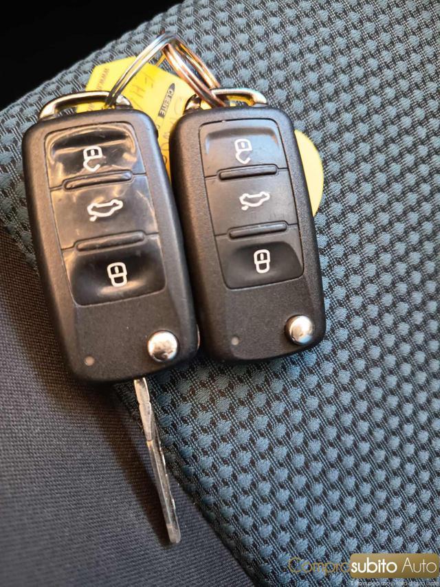 VOLKSWAGEN Golf 2.0 TDI 140CV DPF 5p. Highline