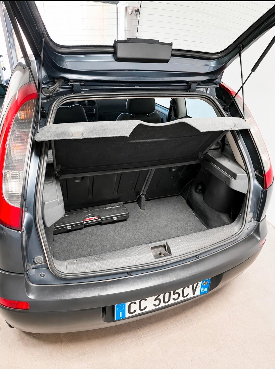 Opel Corsa 1.2i 16V cat 5 porte Comfort