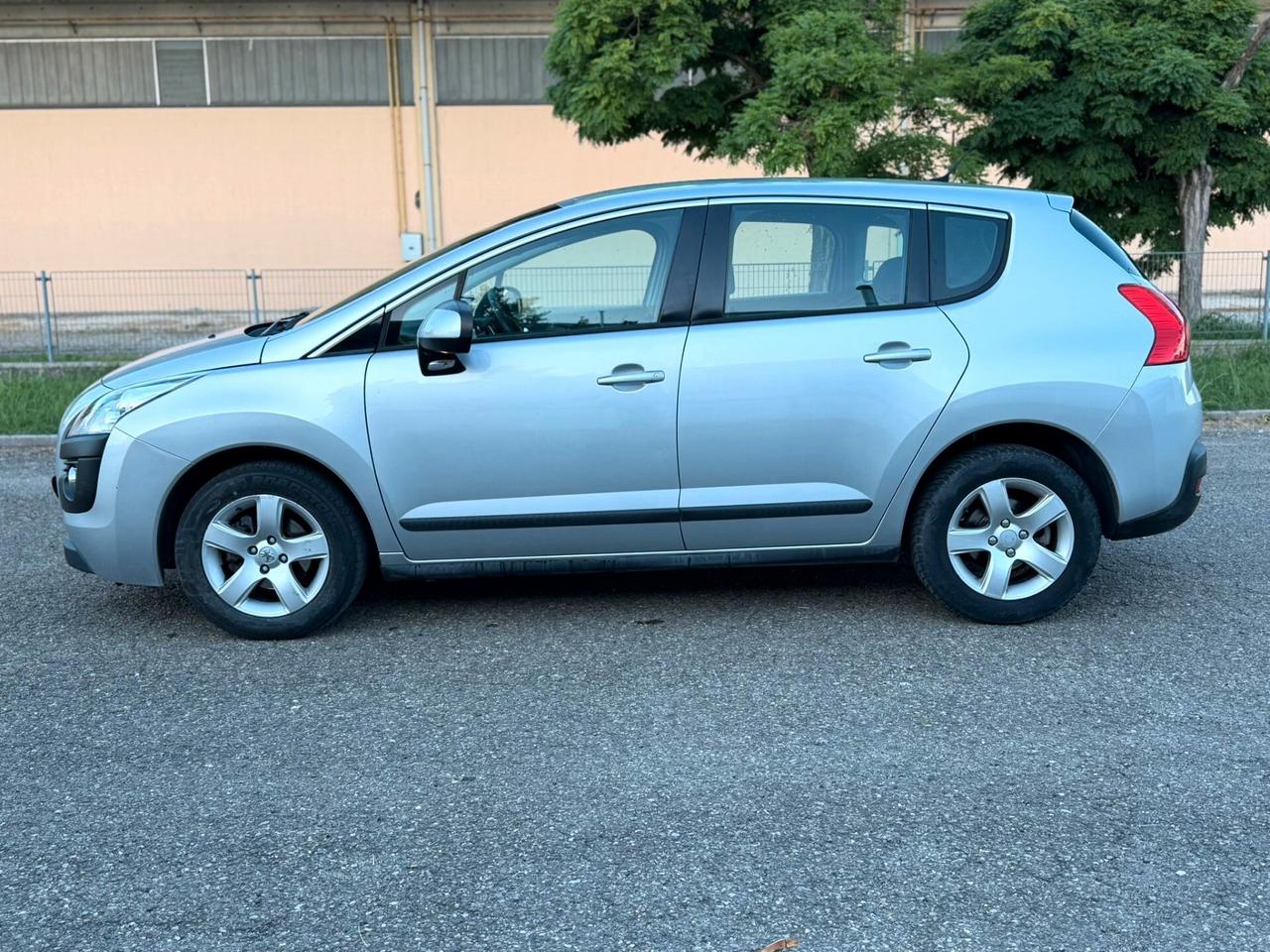 Peugeot 3008 1.6 HDi 112CV Automatico