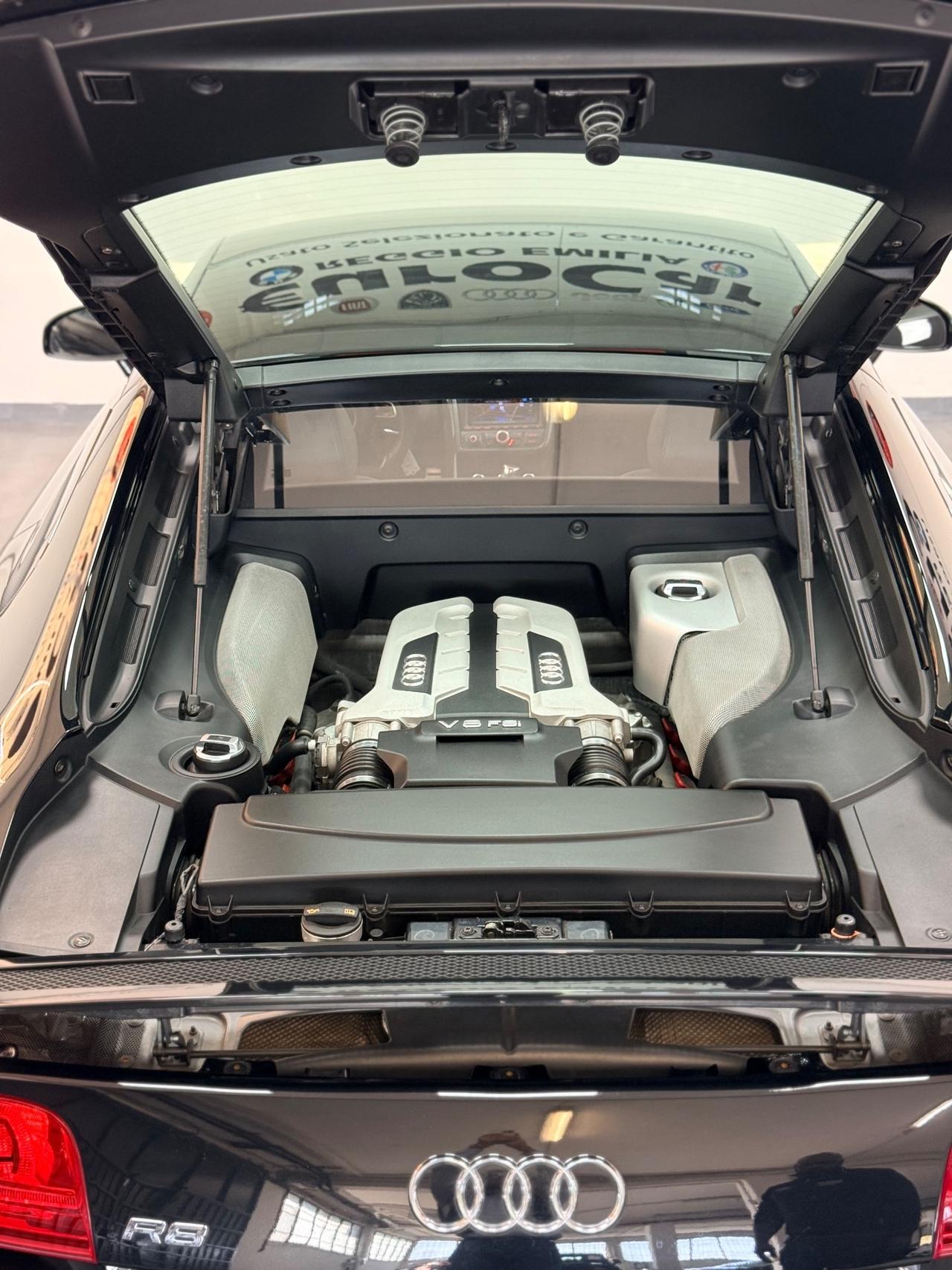 Audi R8 4.2 V8 420CV FSI quattro R tronic 04/2008