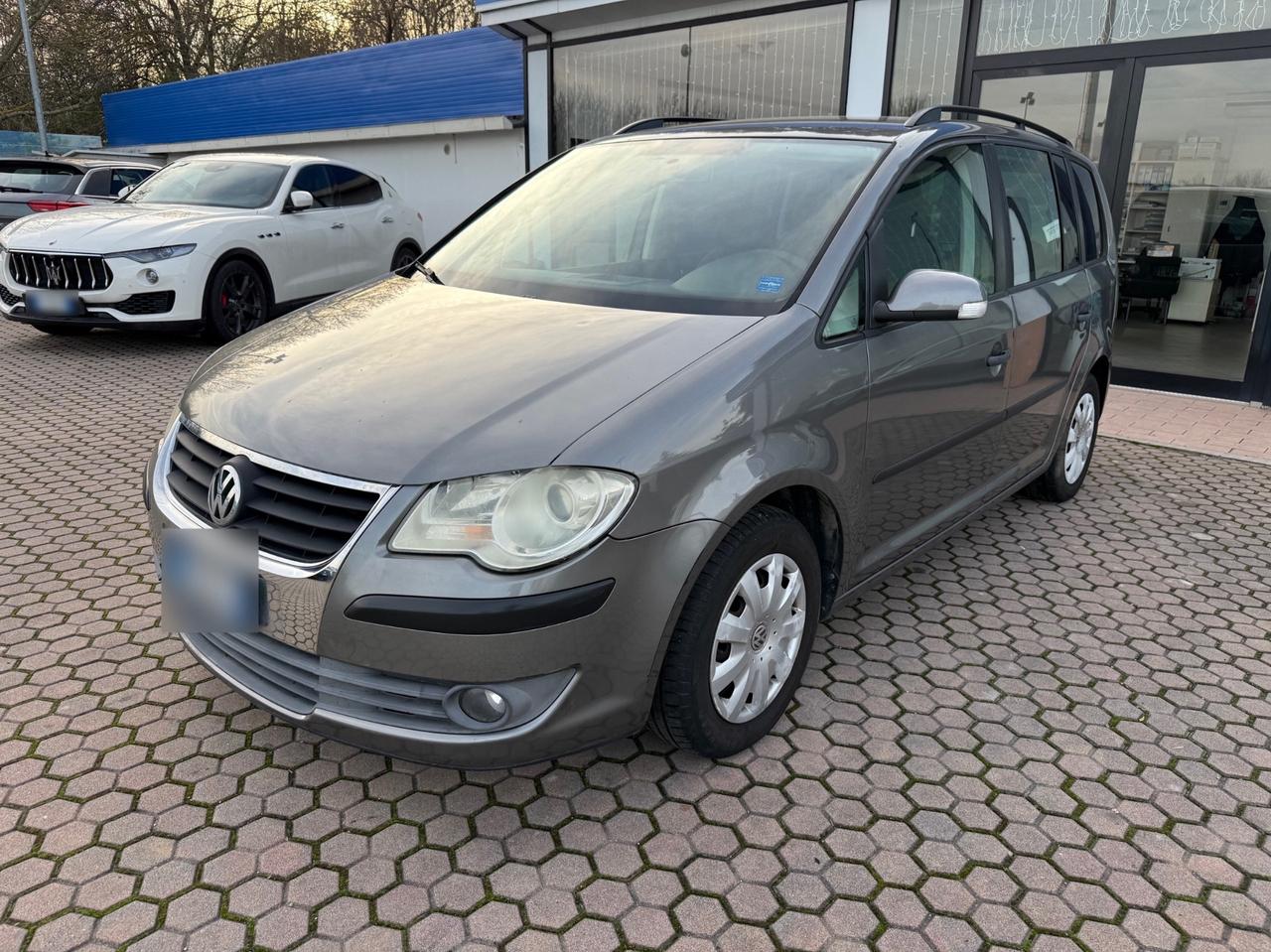 Volkswagen Touran 1.9 TDI 105CV DPF Conceptline OK NEOPATENTATI