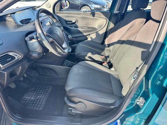 LANCIA Ypsilon 1.2 69 CV 5 porte S&S Gold OK NEOPATENTATO