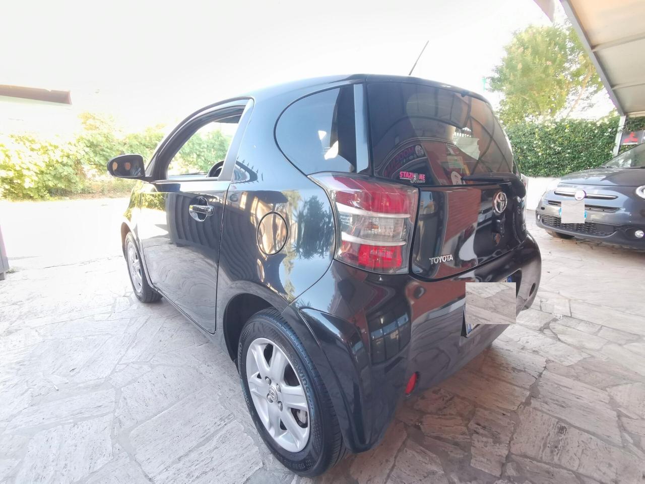 Toyota iQ 1.0 Active