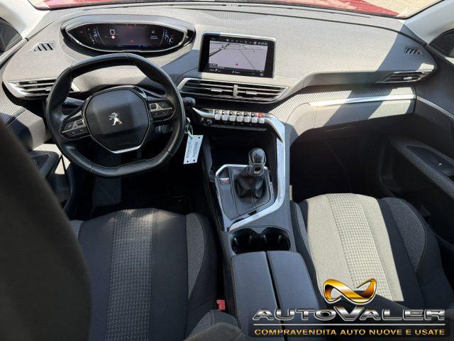 PEUGEOT 3008 PureTech Turbo 130 S&S Allure,Navi