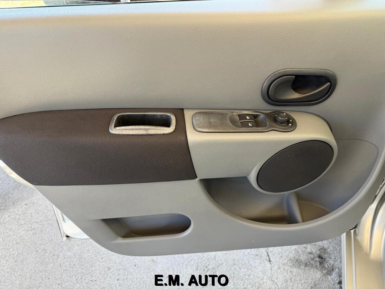 Renault Modus Grand Modus 1.2 16V Dynamique