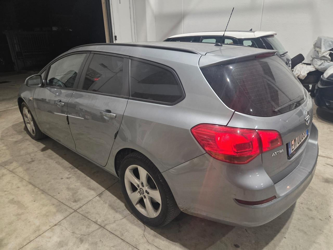 Opel Astra 1.7 CDTI 110CV Sports Tourer Elective