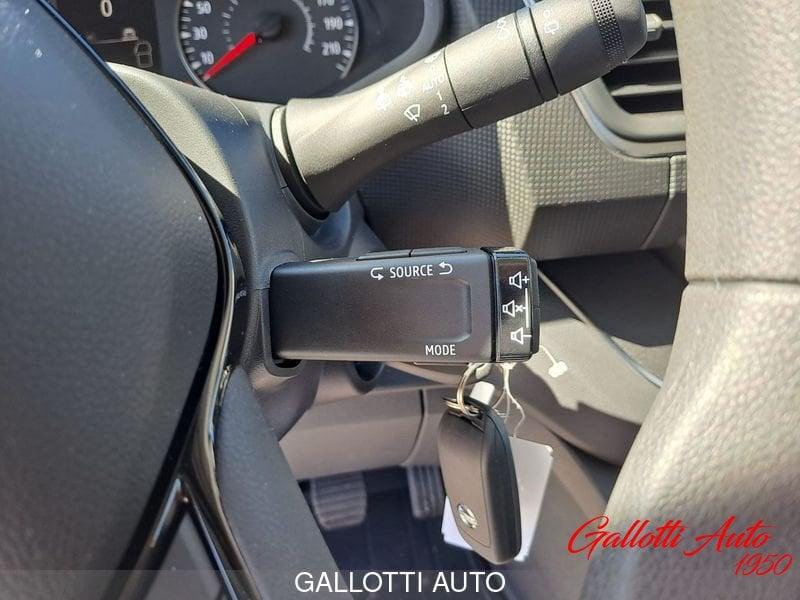 Nissan Primastar L1H1 Bus 8 POSTI+IVA