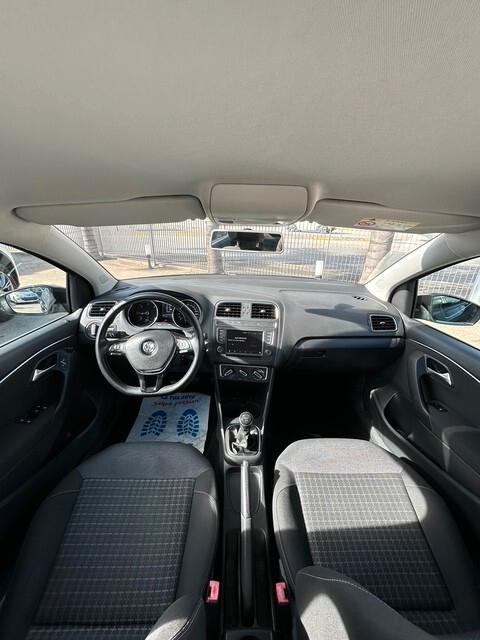 VOLSKWAGEN POLO 1.4 TDI DIESEL 2015 FULL OPTIONAL