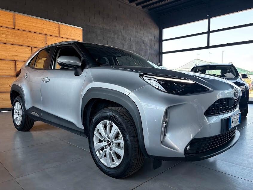 Toyota Yaris Cross 1.5 Hybrid . E-CVT Active