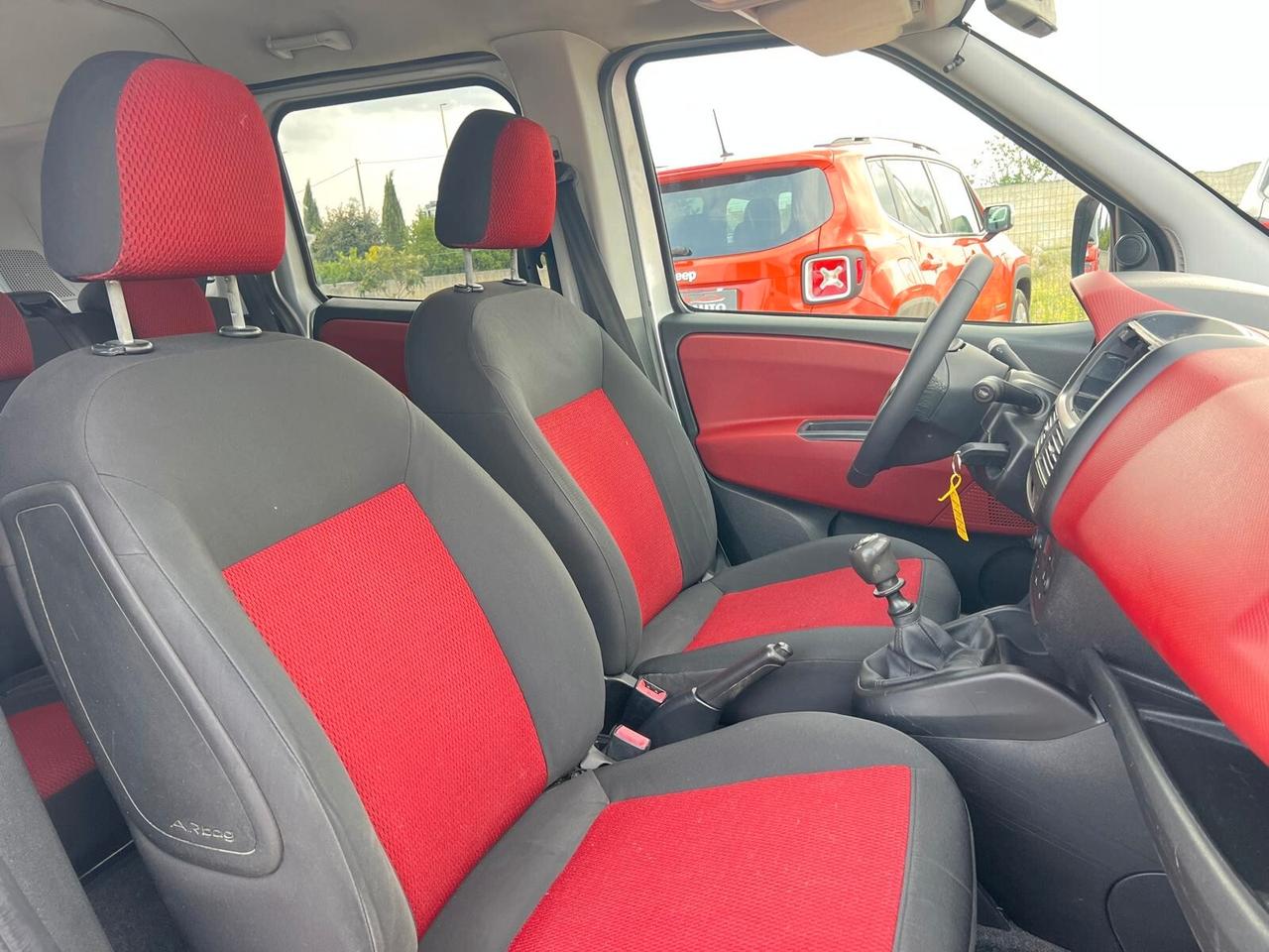 Fiat Doblo 2.0 mjt 5 posti autovettura