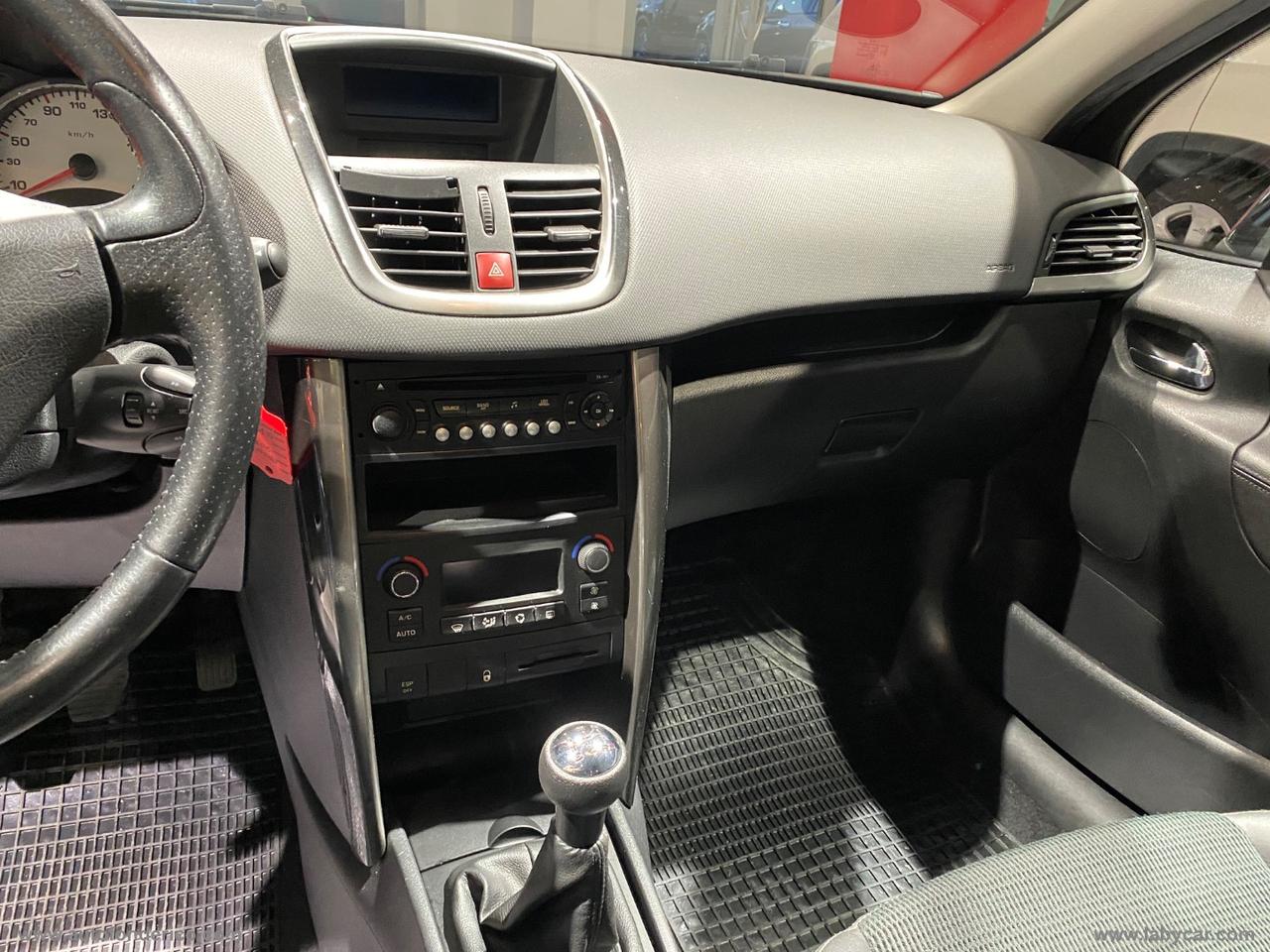 PEUGEOT 207 1.6 8V HDi 93 CV SW Ciel Allure