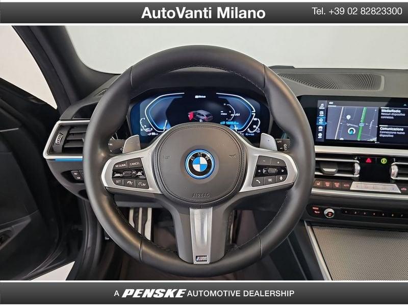BMW Serie 3 330e xDrive Touring Msport
