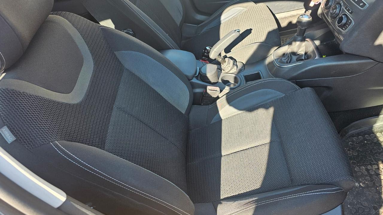Citroen C4 BlueHDi 100 Feel