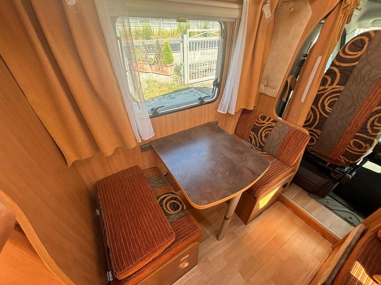 Challenger 55 camper