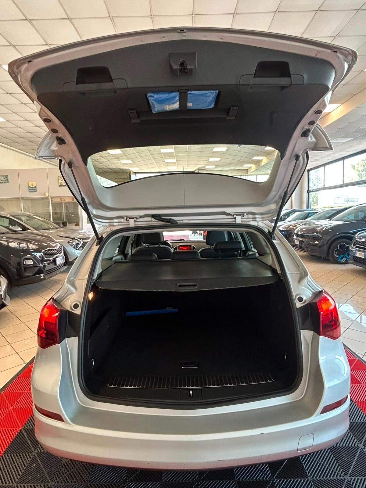 Opel Astra 1.7 CDTI 125CV Sports Tourer Cosmo