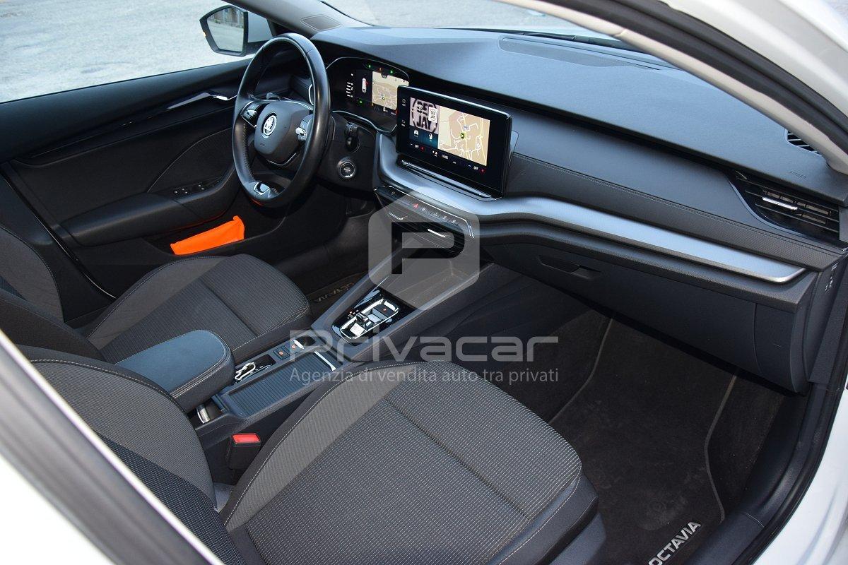 SKODA Octavia 2.0 TDI EVO SCR DSG Wagon Executive