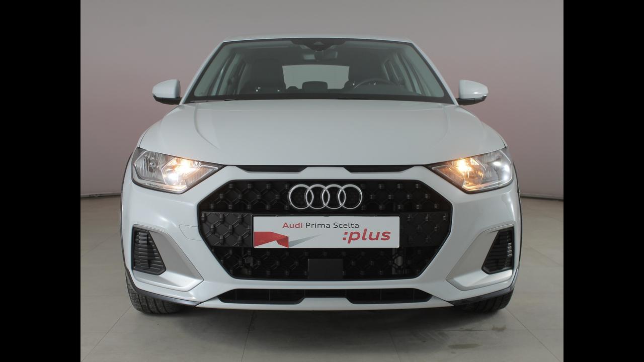AUDI A1 II 2022 allstreet - A1 allstreet 30 1.0 tfsi Admired 110c