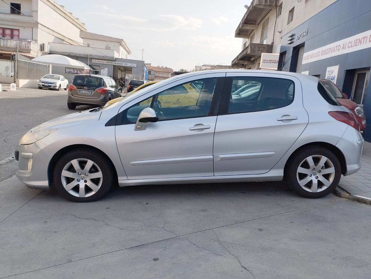 Peugeot 308 2.0 HDi 5p. Tecno
