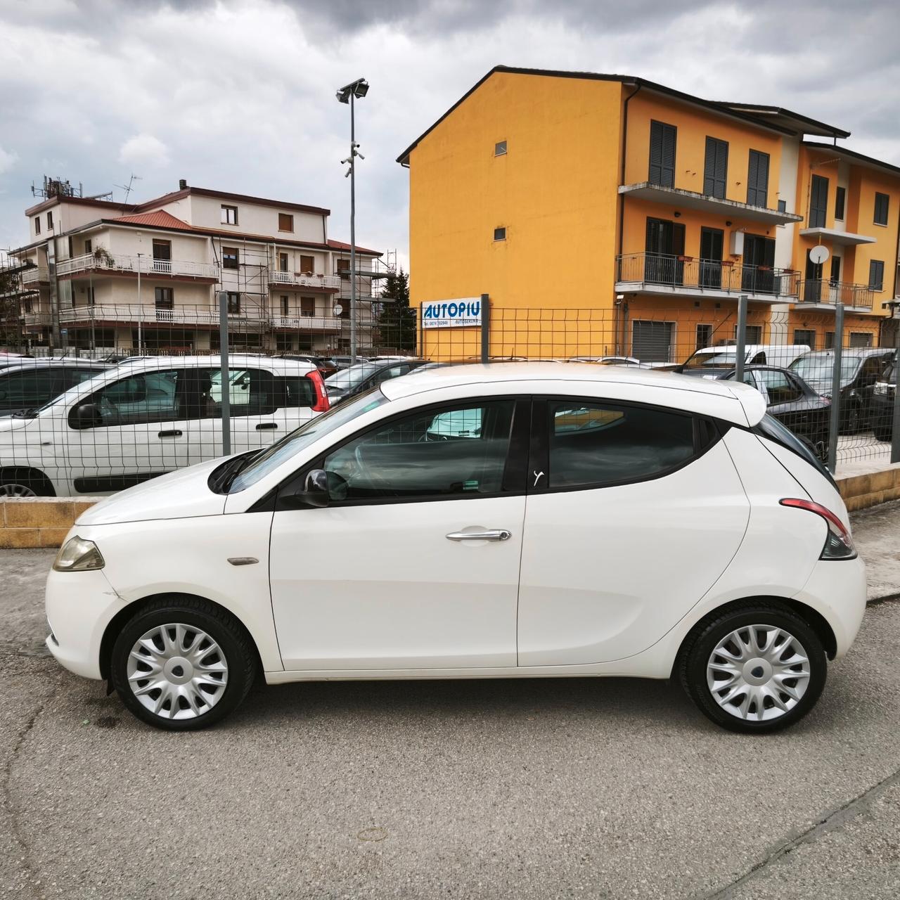 Lancia Ypsilon 1.3 MJT 16V 95 CV 5 porte S&S Gold