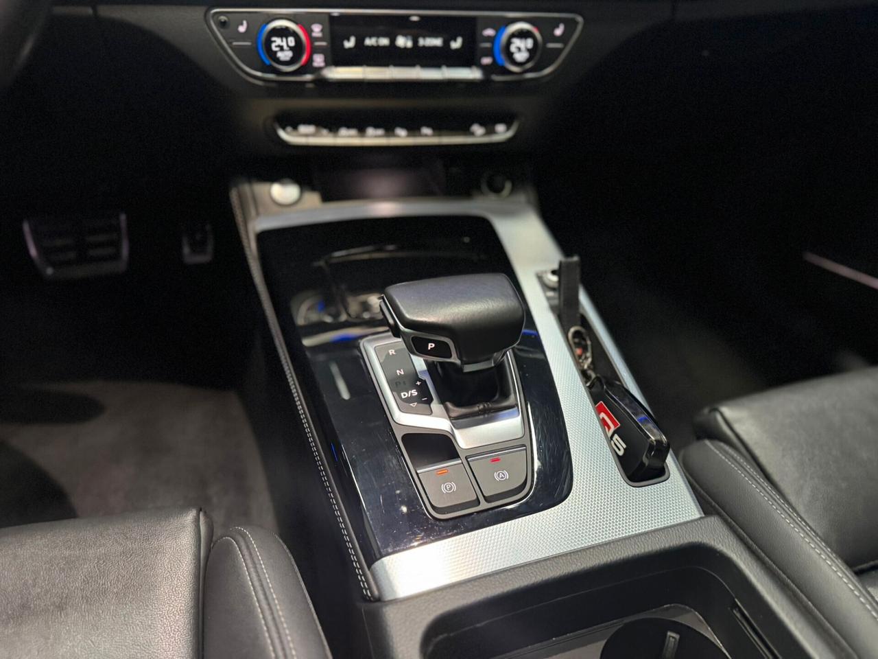 AUDI Q5 SPORTBACK 40 TDI QUATTRO S-TRONIC S-LINE EDITION