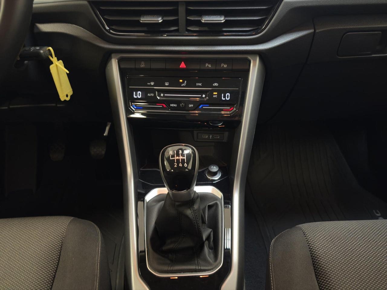 Volkswagen T-Roc 1.0 tsi Style 110cv