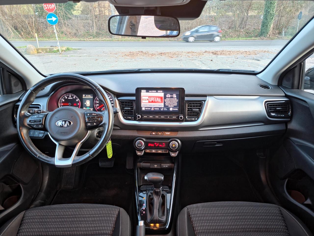 Kia Stonic 1.0 T-GDi 120 CV MHEV DCT GT Line 2020-E6 Automatico